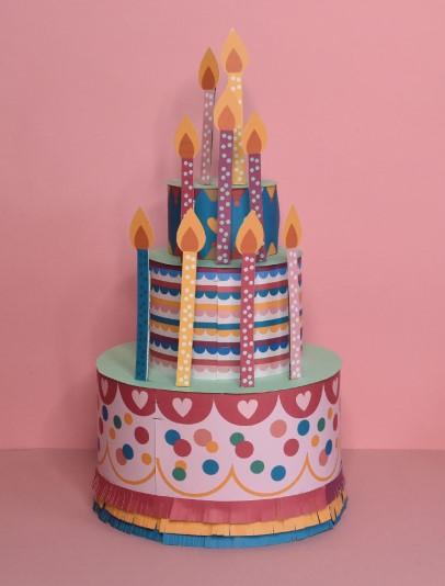 Artisanat de gâteaux d'anniversaire